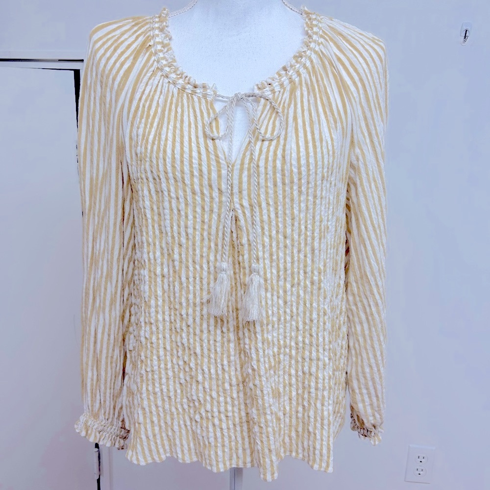 5 for $25 Maxi Studio Light Gold&White Striped Blouse Size Medium